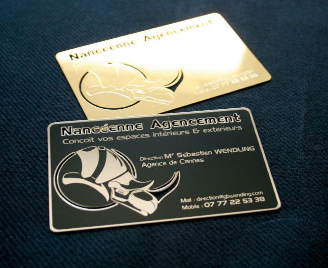Carte de visite de luxe couleur Or en métal brillant à Cannes 06